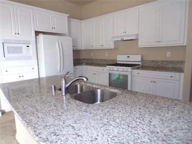 38821 Camino Aguacero, Indio, California 92203