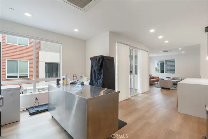809 Brickyard Lane, Costa Mesa, California 92627