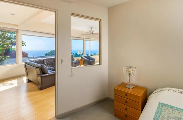 2247 El Amigo Rd, Del Mar, California 92014