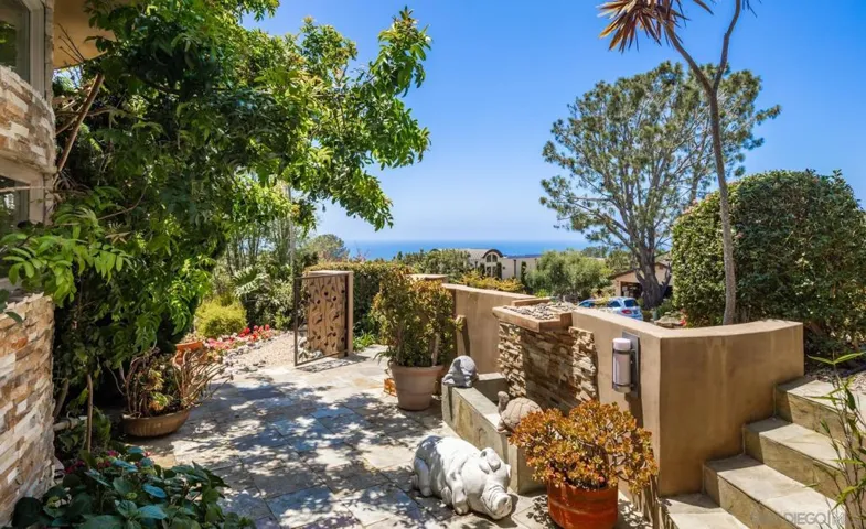 2247 El Amigo Rd, Del Mar, California 92014