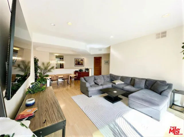 750 S Bundy Drive 203, Los Angeles, California 90049