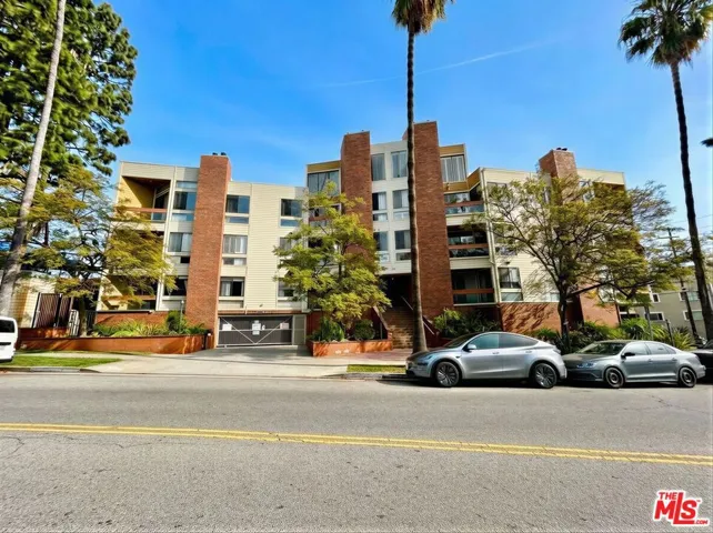 750 S Bundy Drive 203, Los Angeles, California 90049
