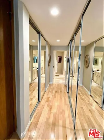 750 S Bundy Drive 203, Los Angeles, California 90049