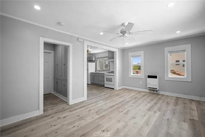 1643 S Catalina Street 1/4, Los Angeles, California 90006