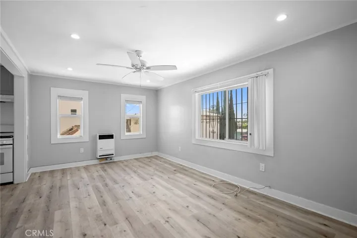 1643 S Catalina Street 1/4, Los Angeles, California 90006