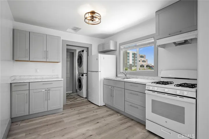 1643 S Catalina Street 1/4, Los Angeles, California 90006