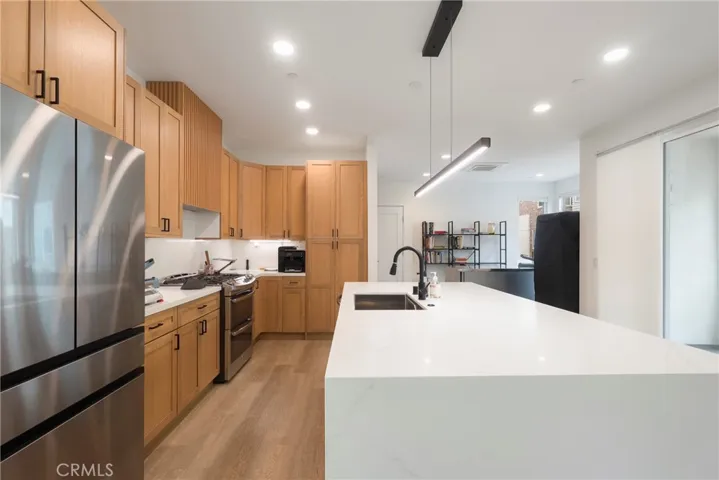 809 Brickyard Lane, Costa Mesa, California 92627