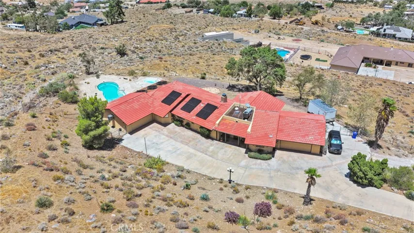8988 Buena Vista, Apple Valley, California 92308