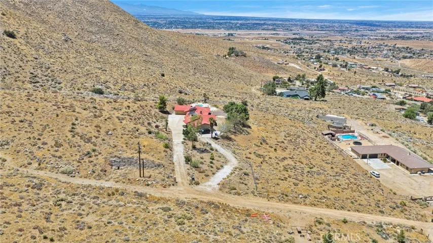 8988 Buena Vista, Apple Valley, California 92308
