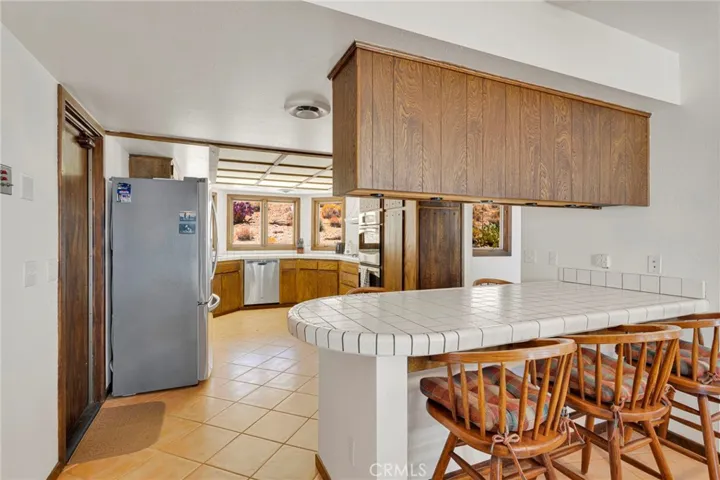8988 Buena Vista, Apple Valley, California 92308