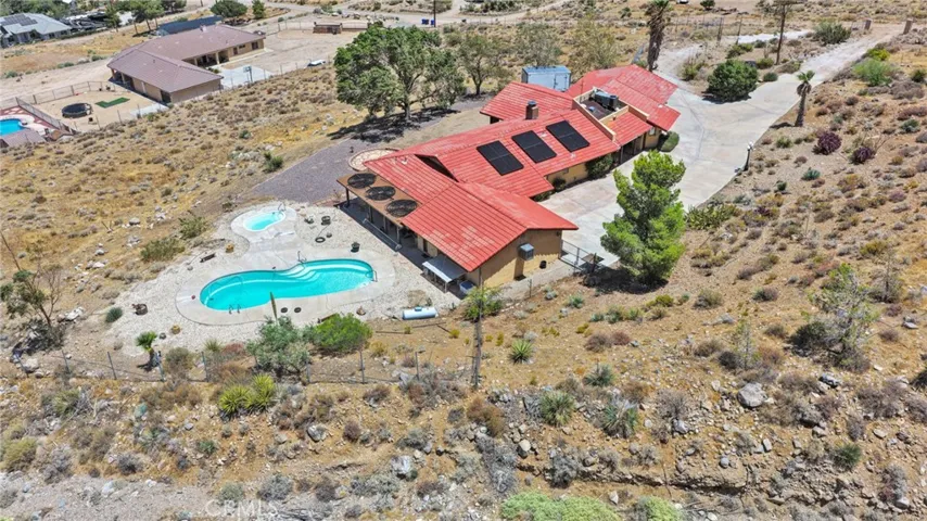 8988 Buena Vista, Apple Valley, California 92308