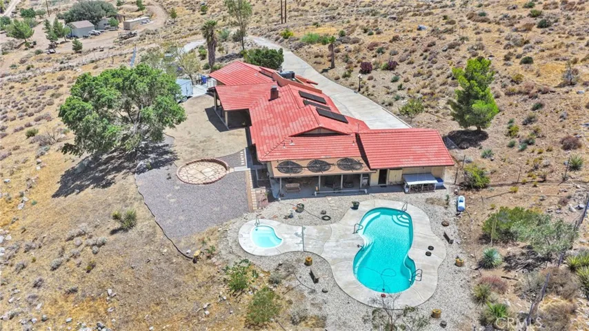 8988 Buena Vista, Apple Valley, California 92308