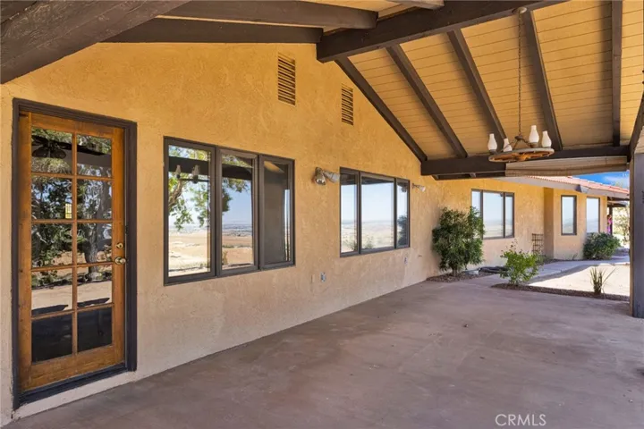8988 Buena Vista, Apple Valley, California 92308