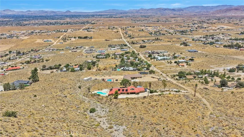 8988 Buena Vista, Apple Valley, California 92308