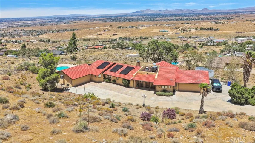 8988 Buena Vista, Apple Valley, California 92308
