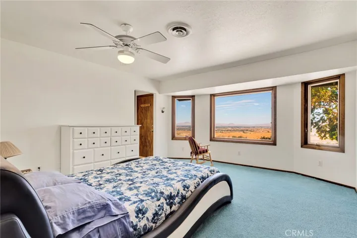 8988 Buena Vista, Apple Valley, California 92308