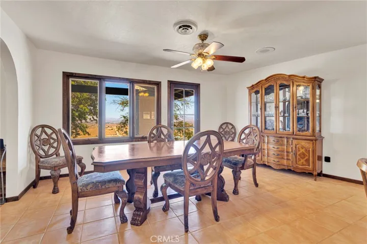 8988 Buena Vista, Apple Valley, California 92308