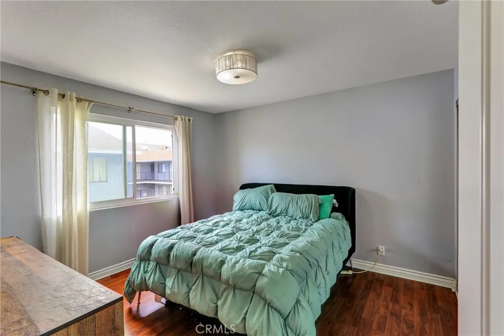 14405 Cerise Avenue 13, Hawthorne, California 90250 — photo 5