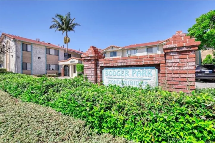 14405 Cerise Avenue 13, Hawthorne, California 90250