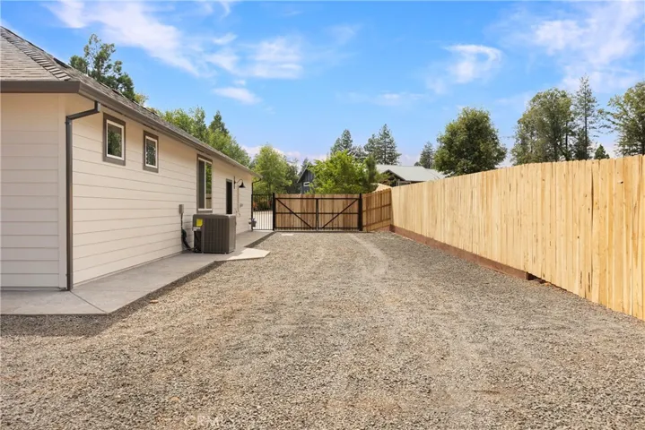 1586 Gate Lane, Paradise, California 95969