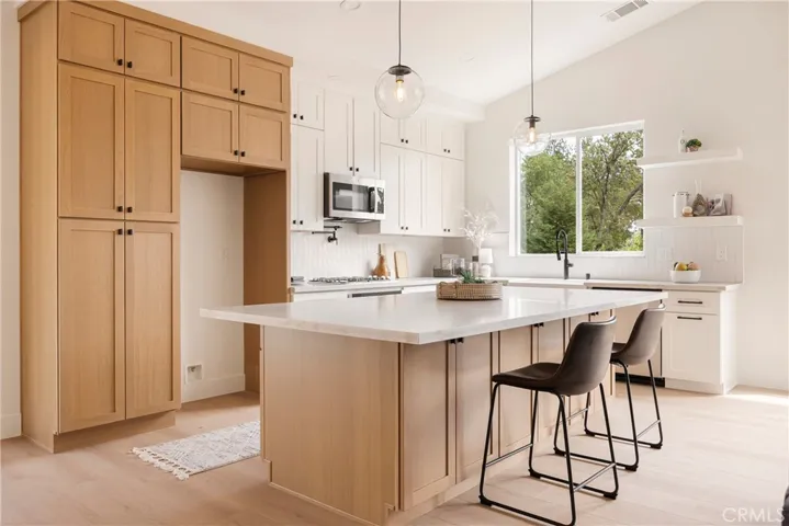 1586 Gate Lane, Paradise, California 95969