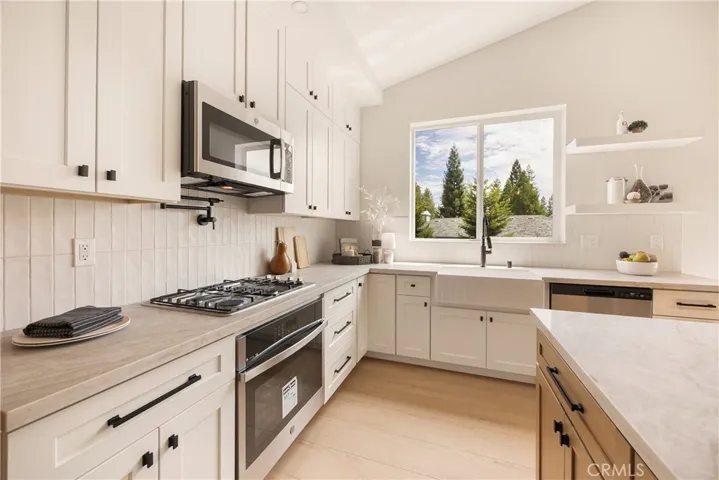 1586 Gate Lane, Paradise, California 95969