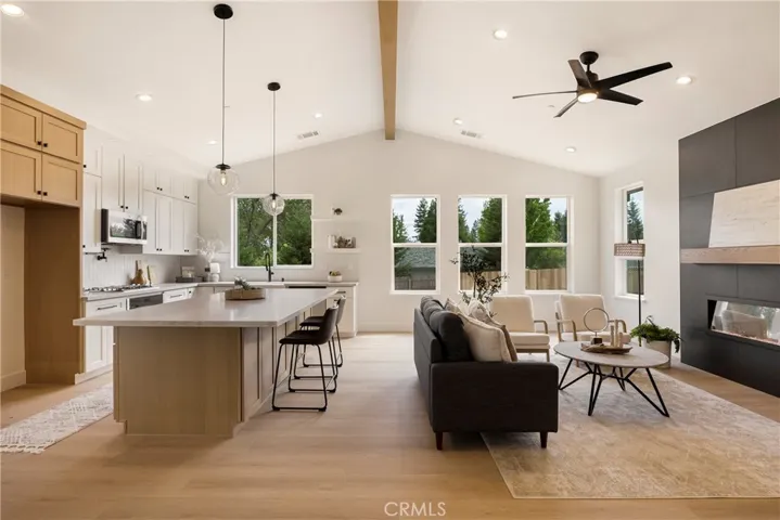1586 Gate Lane, Paradise, California 95969
