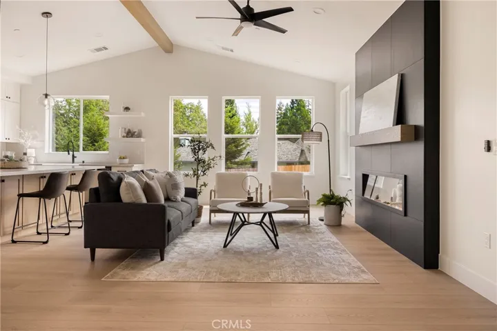 1586 Gate Lane, Paradise, California 95969