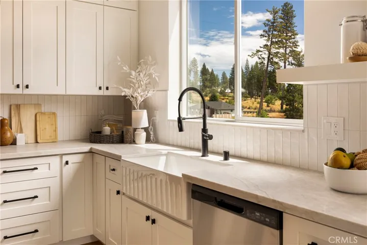 1586 Gate Lane, Paradise, California 95969