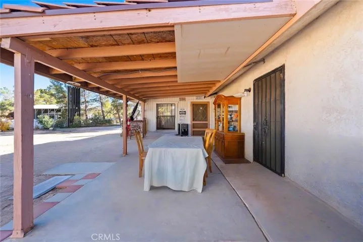 7371 Lyons, Hesperia, California 92345