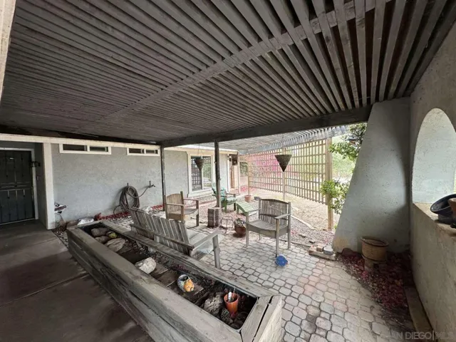 396 W Jones St, Brawley, California 92227