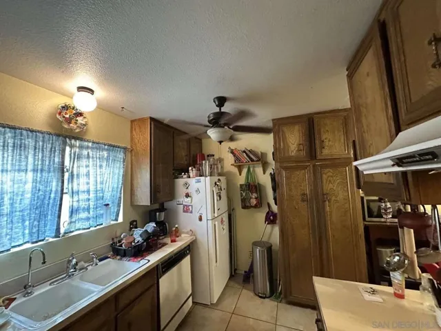 396 W Jones St, Brawley, California 92227