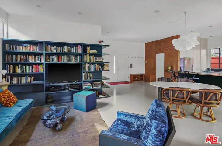 2311 Louella Avenue, Venice, California 90291
