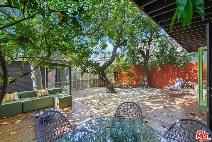 2311 Louella Avenue, Venice, California 90291