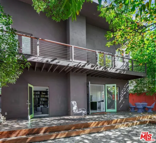 2311 Louella Avenue, Venice, California 90291