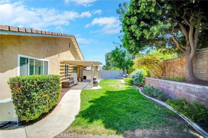 1464 Pinewood Drive, Corona, California 92881