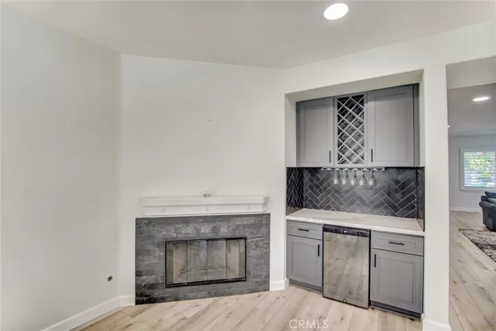 1464 Pinewood Drive, Corona, California 92881
