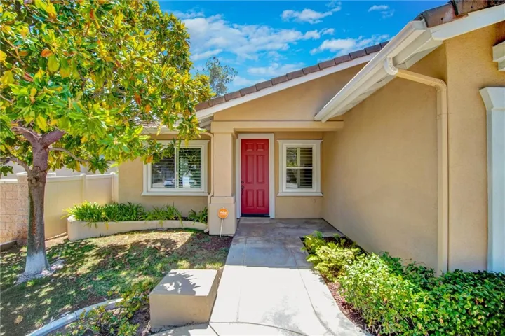 1464 Pinewood Drive, Corona, California 92881