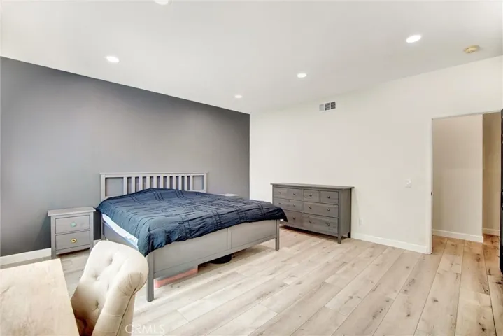 1464 Pinewood Drive, Corona, California 92881