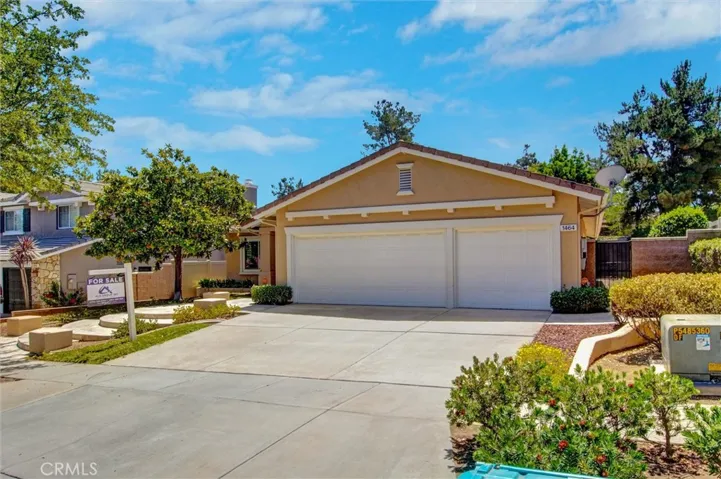 3-car garage