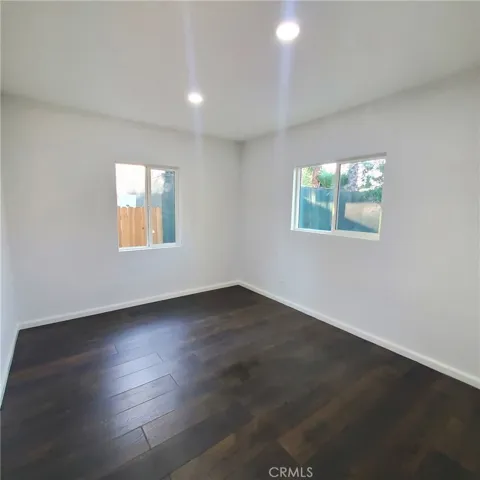 7121 Jumilla, Los Angeles, California 91306