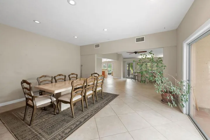 004_Formal Dining Room