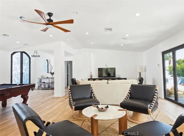 363 W Yorba, Palm Springs, California 92262