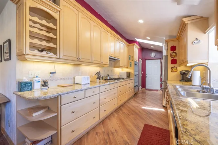 39147 Cedar Dell, Fawnskin, California 92333