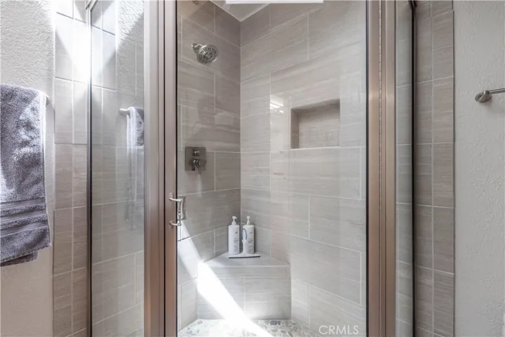 39147 Cedar Dell, Fawnskin, California 92333