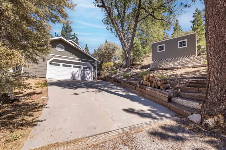 39147 Cedar Dell, Fawnskin, California 92333