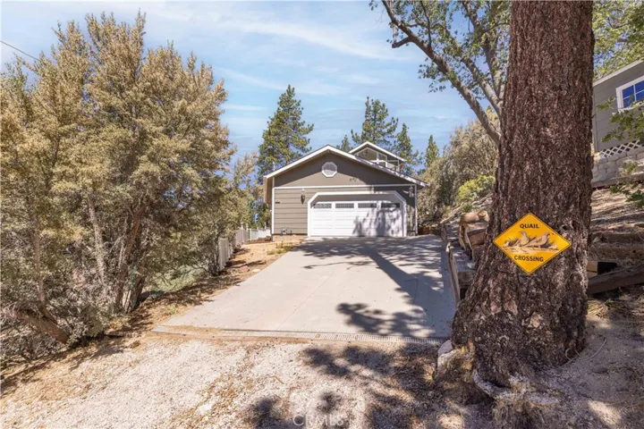 39147 Cedar Dell, Fawnskin, California 92333