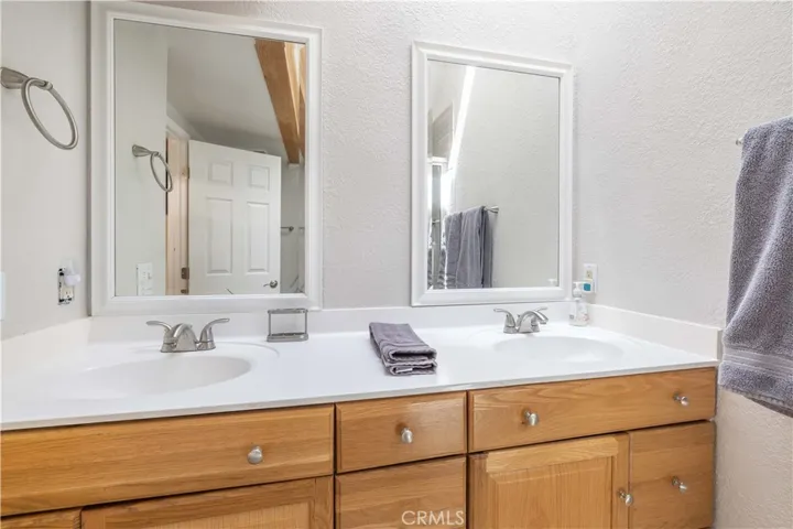 39147 Cedar Dell, Fawnskin, California 92333