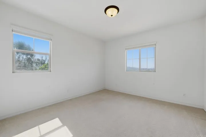 2697 Ponderosa Court, Escondido, California 92027