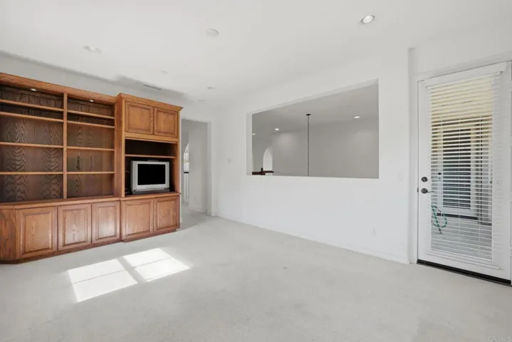 2697 Ponderosa Court, Escondido, California 92027
